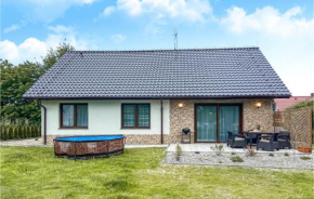 Awesome home in Wiselka w/ Outdoor swimming pool, WiFi and 3 Bedrooms in Wolin